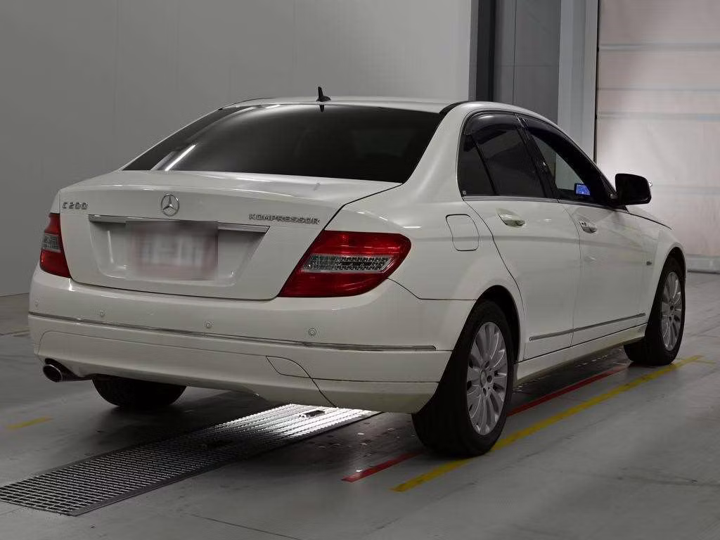 MERCEDES-BENZ C-CLASS