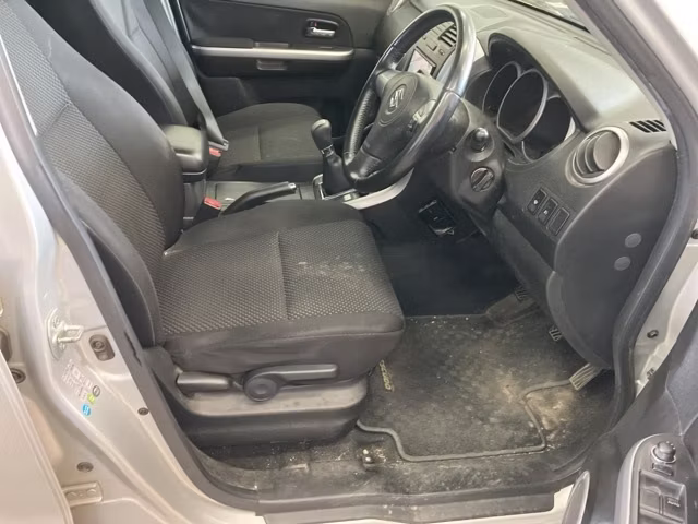 SUZUKI ESCUDO