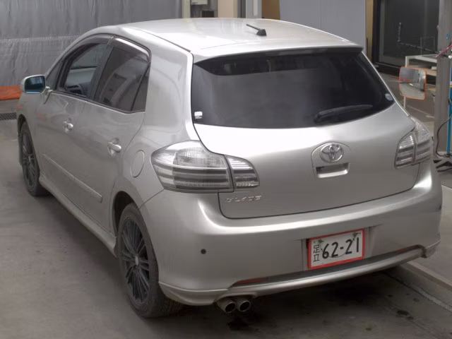 TOYOTA BLADE