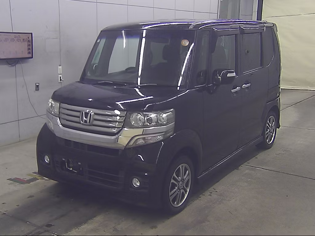 HONDA N-BOX+