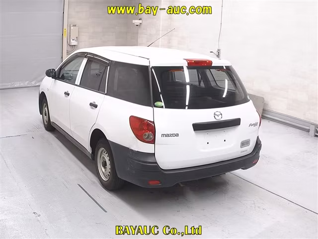 MAZDA FAMILIA