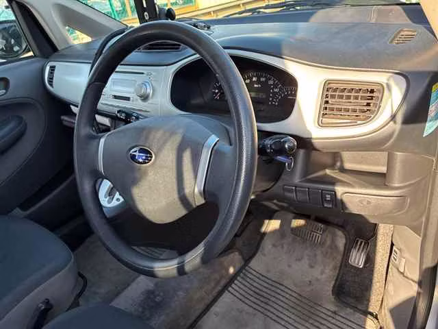 SUBARU R2