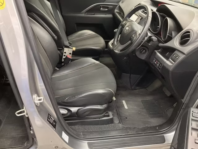 NISSAN LAFESTA