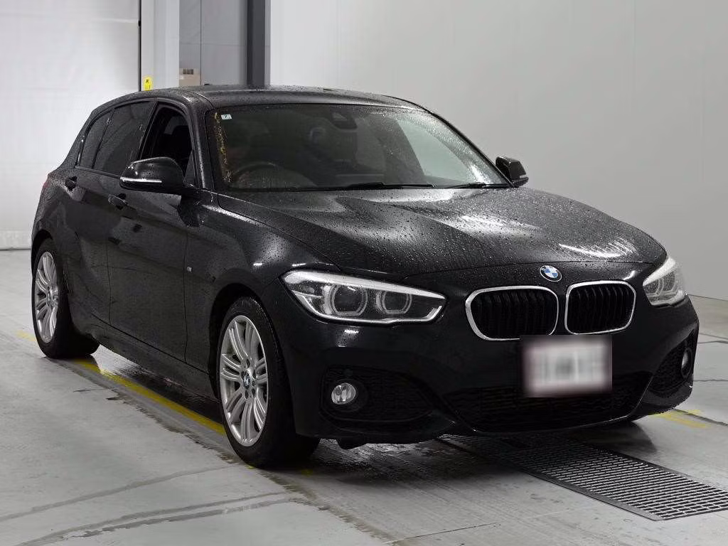 BMW 1-SERIES