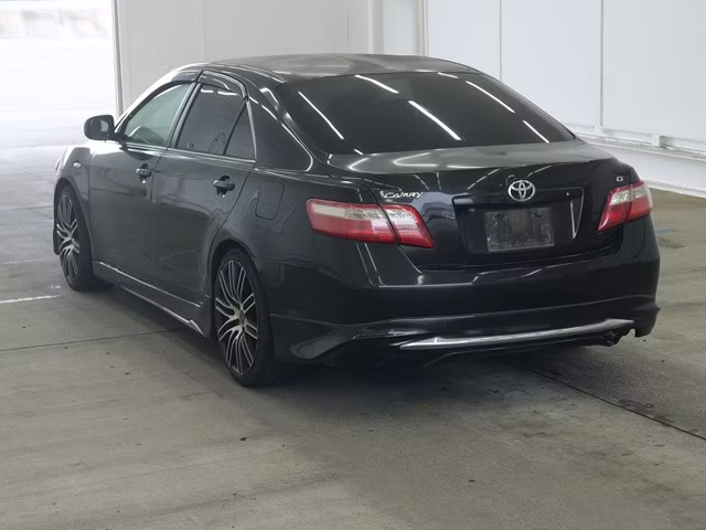 TOYOTA CAMRY
