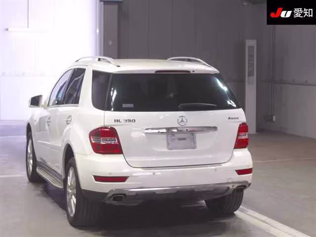 MERCEDES-BENZ M-CLASS
