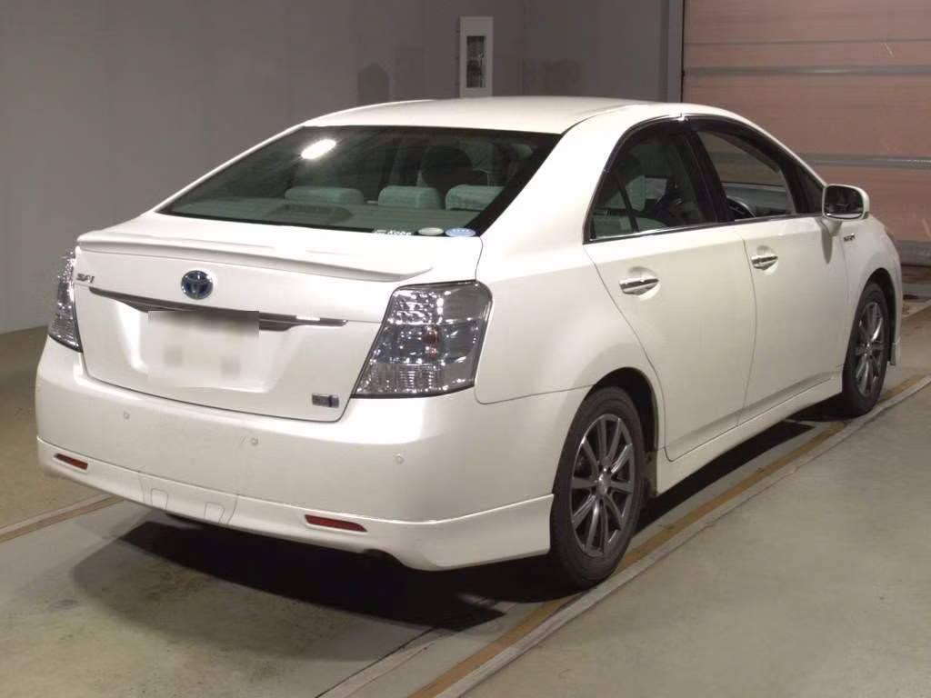 TOYOTA SAI
