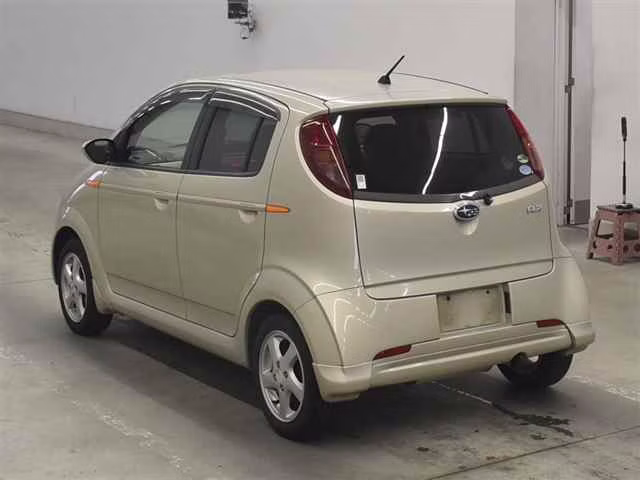SUBARU R2
