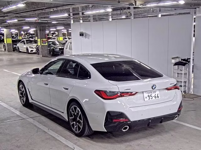 BMW 4-SERIES