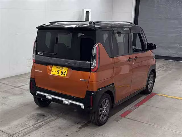 MITSUBISHI DELICA MINI