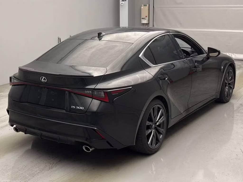 LEXUS IS300