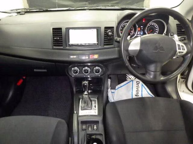 MITSUBISHI GALANT FORTIS