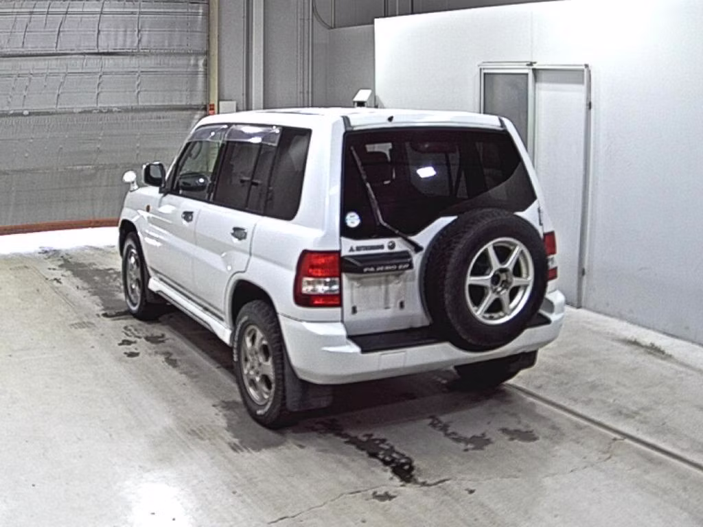 MITSUBISHI PAJERO IO