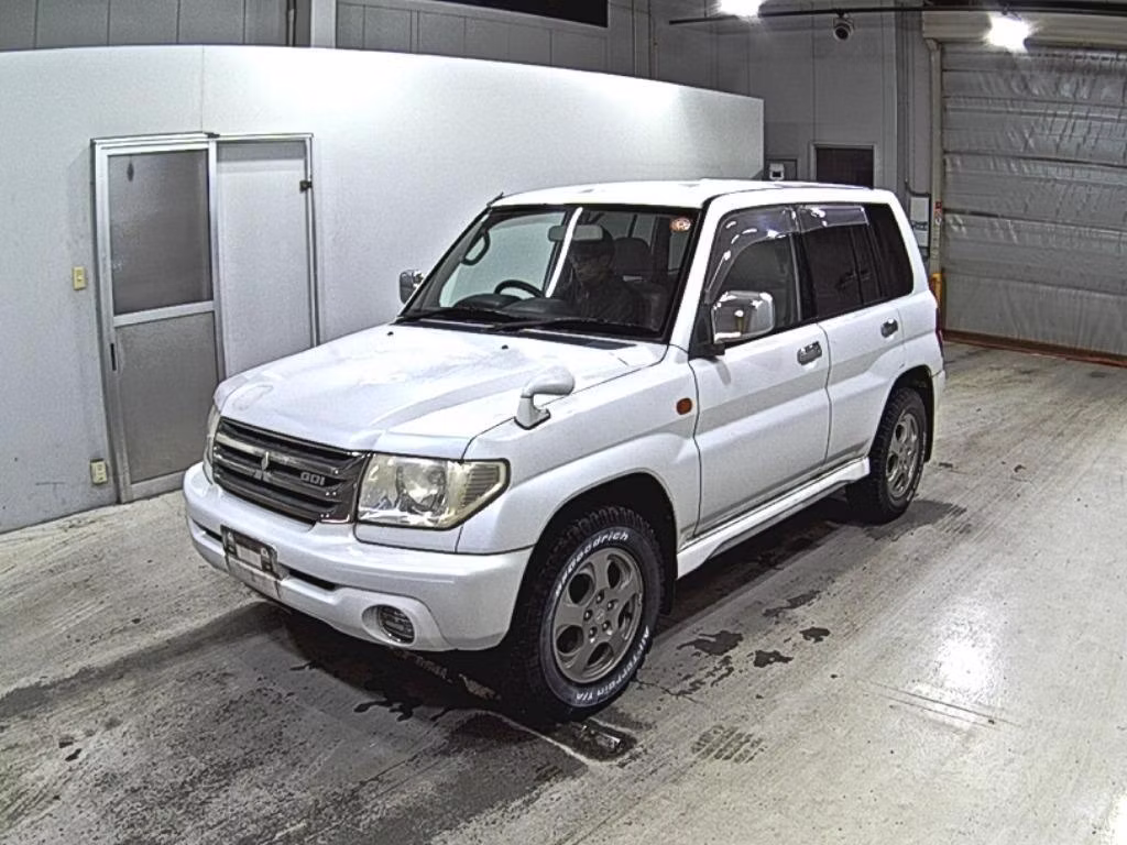 MITSUBISHI PAJERO IO