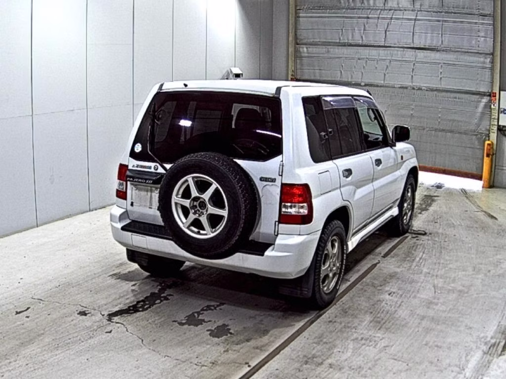 MITSUBISHI PAJERO IO