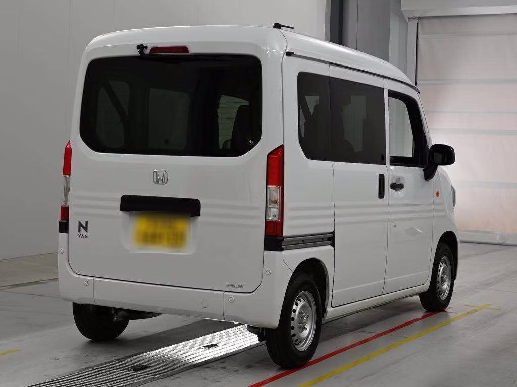 HONDA N-VAN