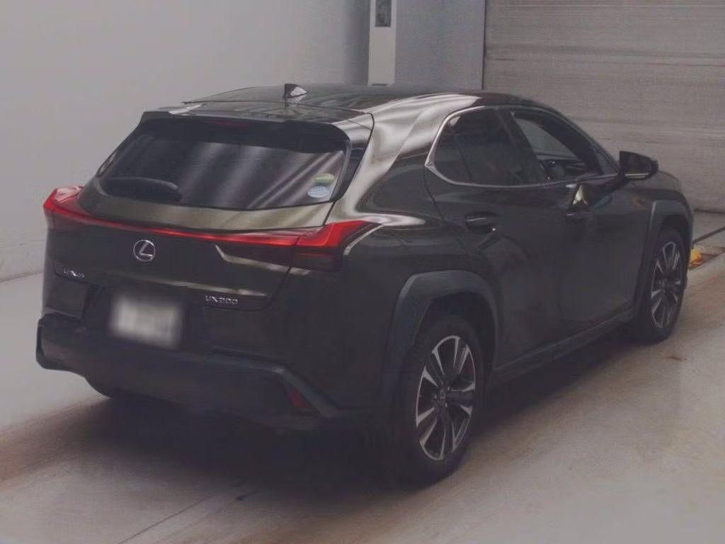 LEXUS UX200
