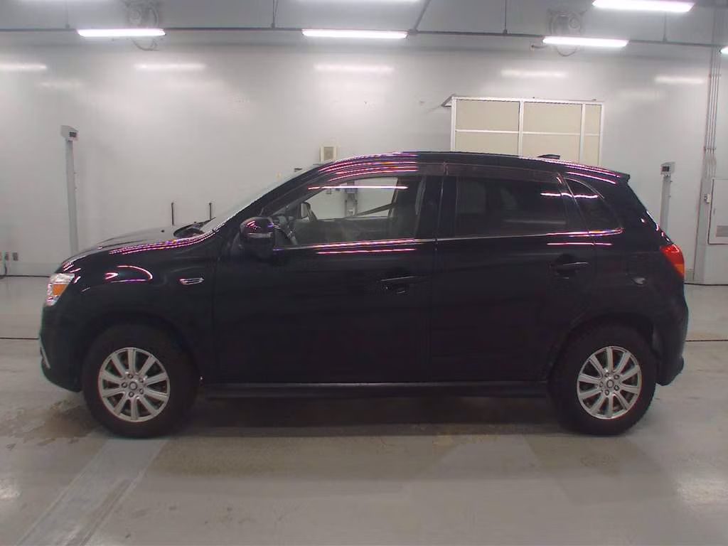 MITSUBISHI RVR