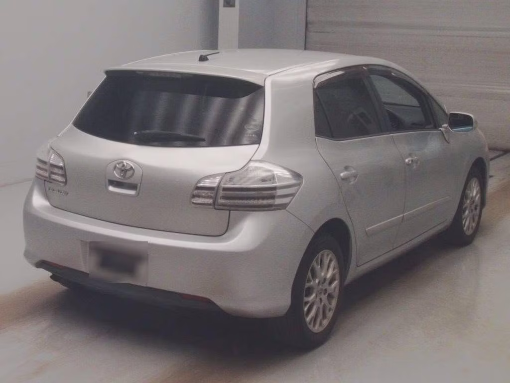TOYOTA BLADE