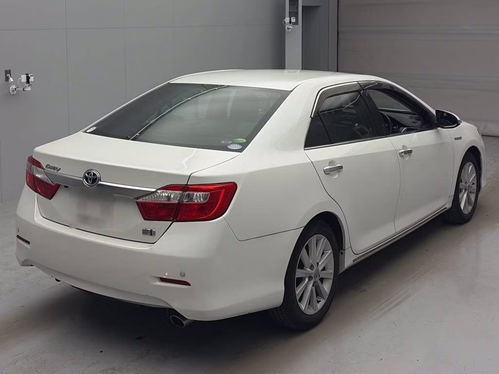 TOYOTA CAMRY