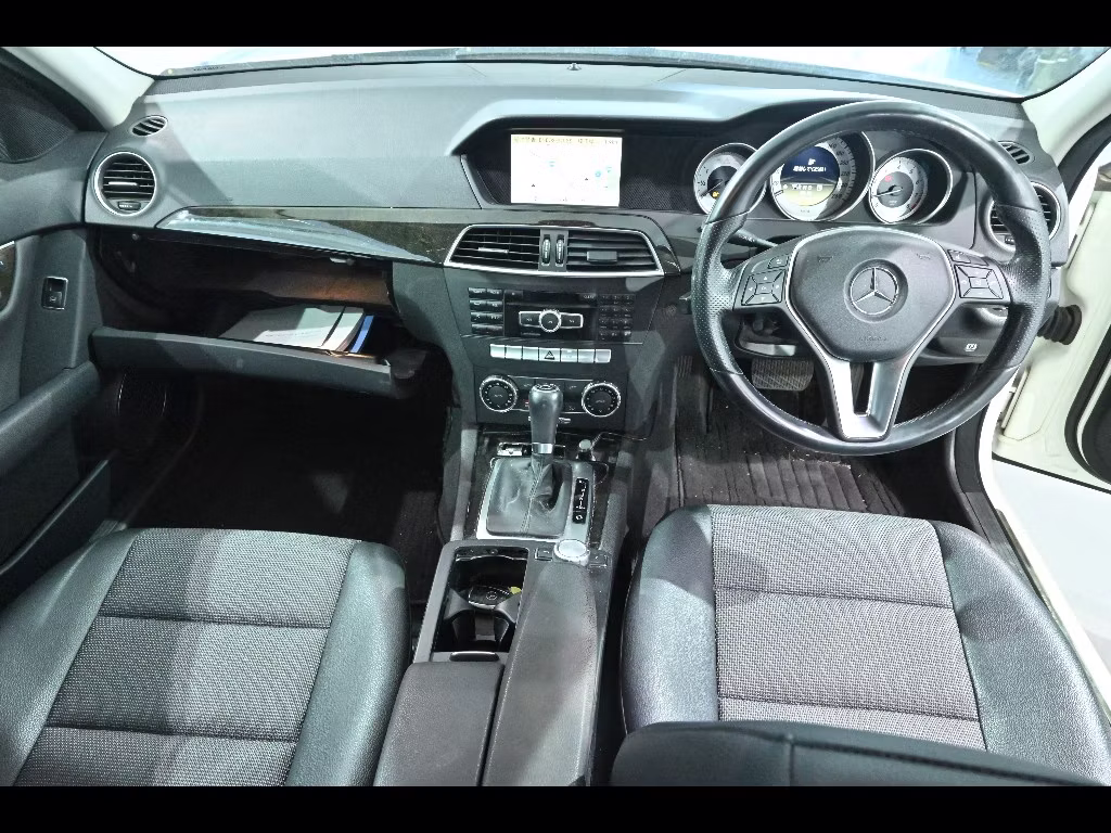 MERCEDES-BENZ C-CLASS