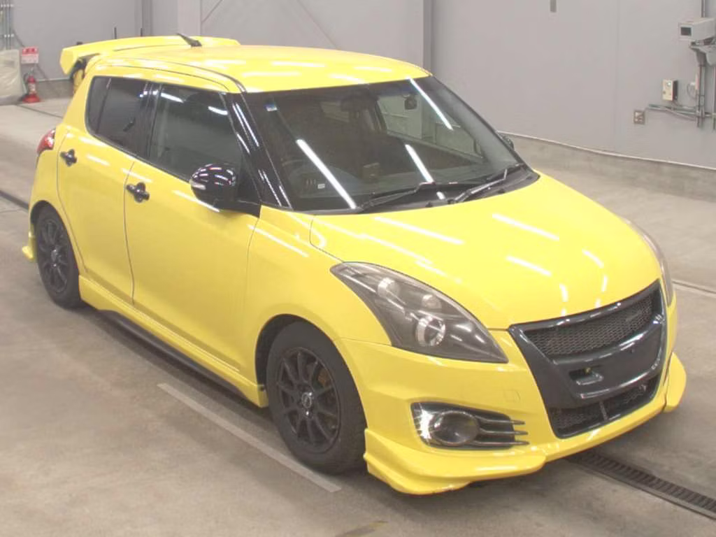 SUZUKI SWIFT