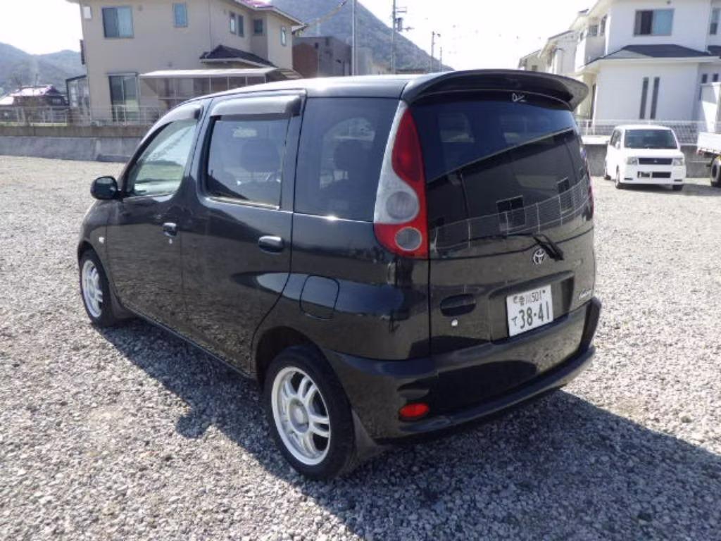TOYOTA FUNCARGO