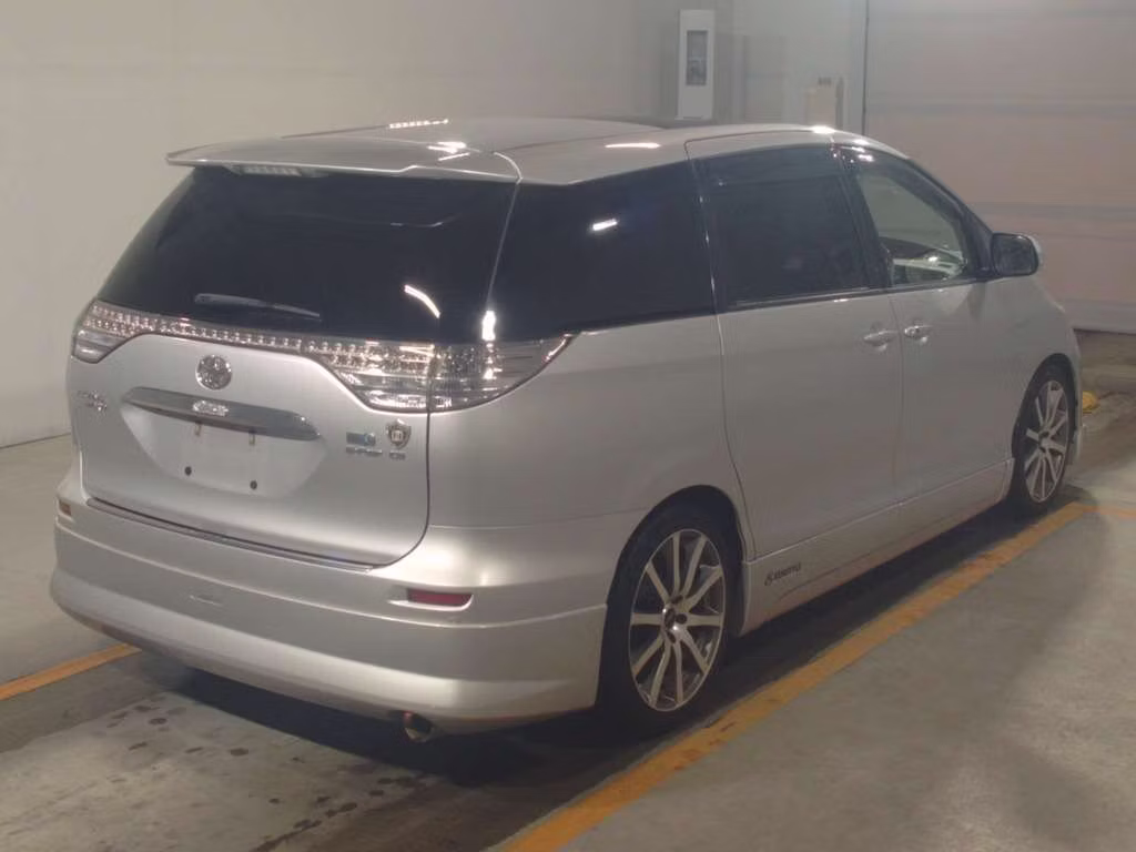TOYOTA ESTIMA