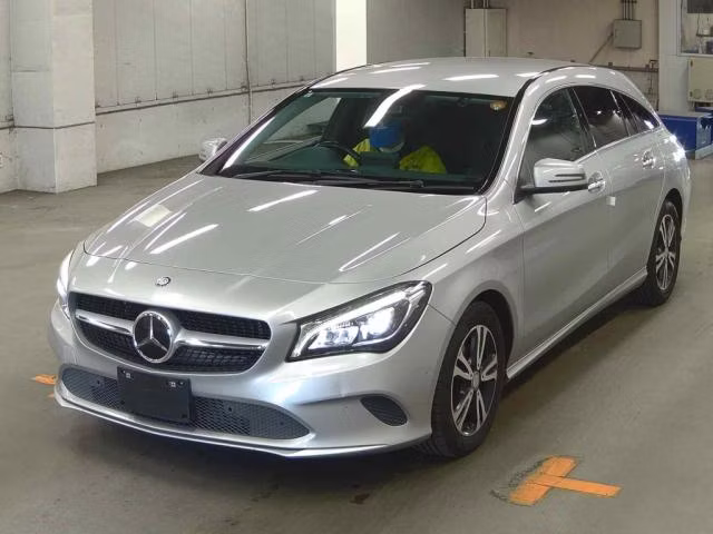 MERCEDES-BENZ CLA-CLASS