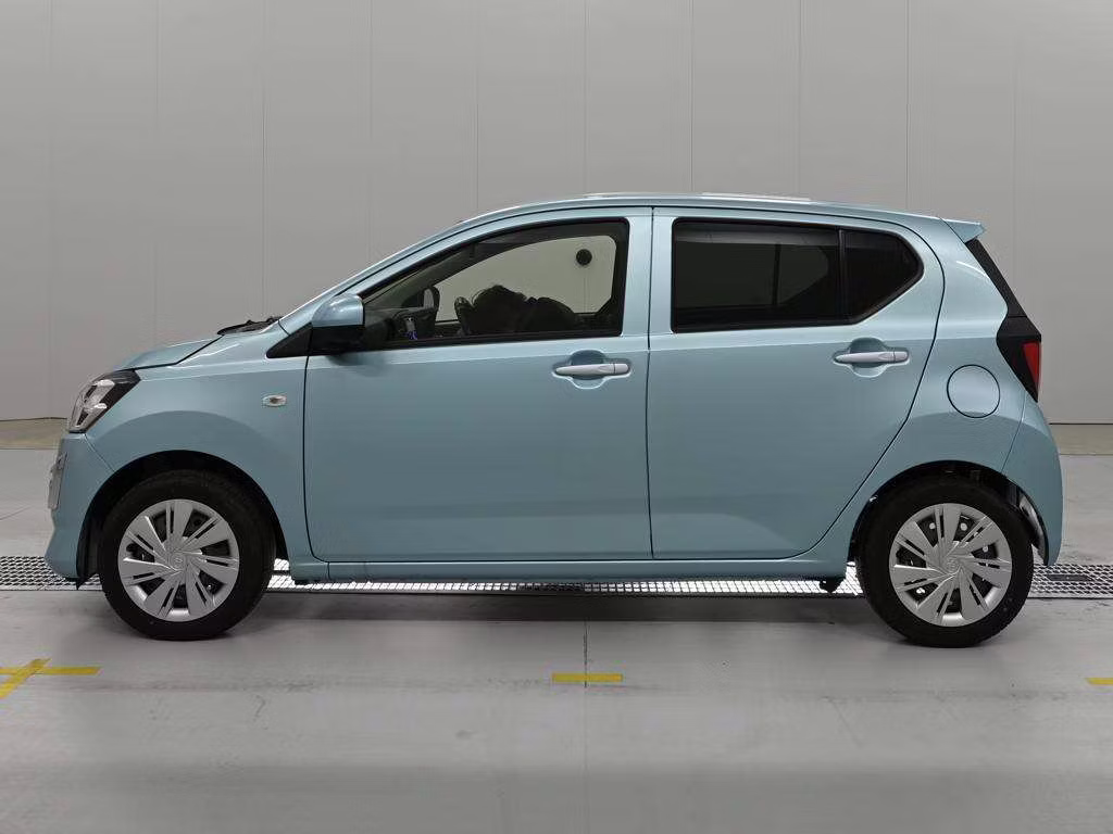 TOYOTA PIXIS EPOCH