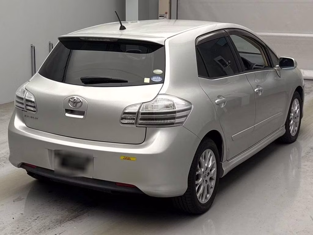 TOYOTA BLADE