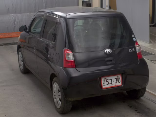DAIHATSU ESSE