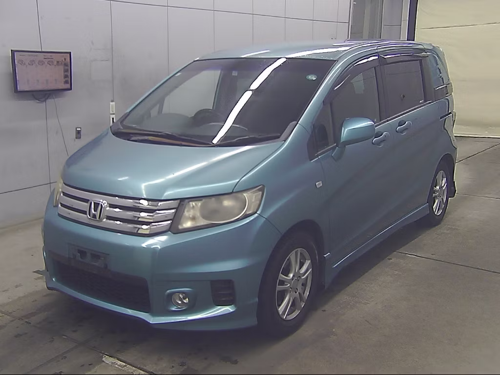 HONDA FREED SPIKE