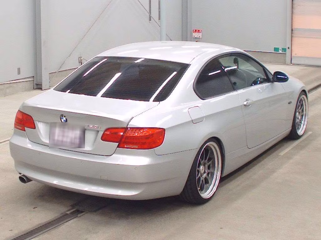 BMW 3-SERIES