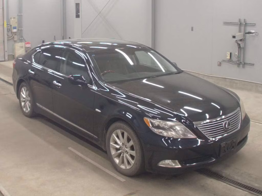LEXUS LS600H