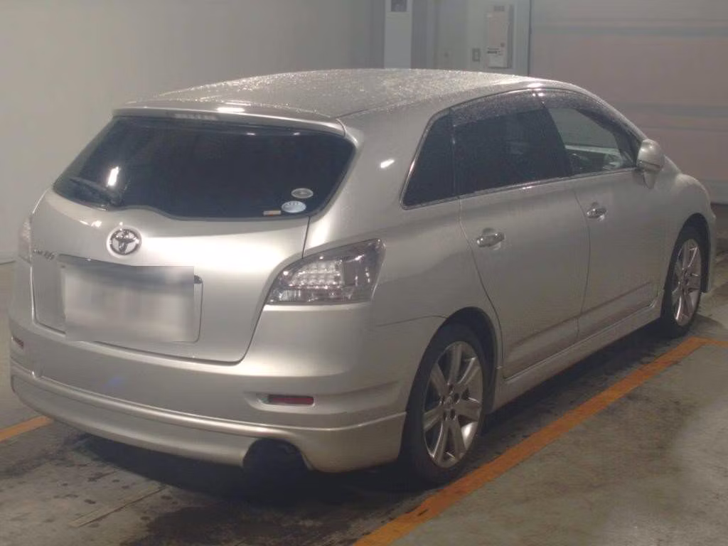 TOYOTA MARK X ZIO