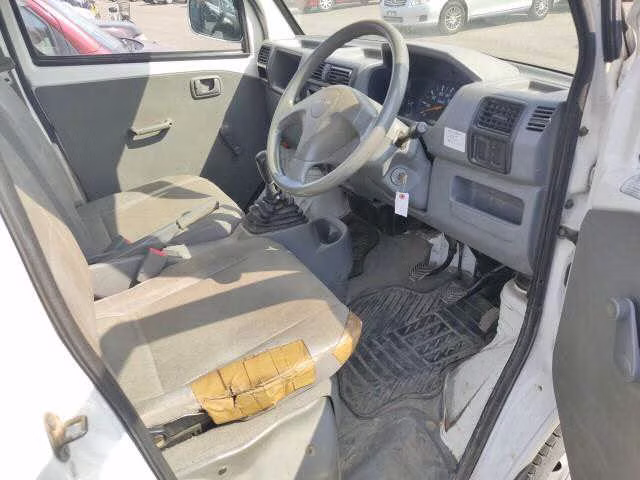 NISSAN CLIPPER