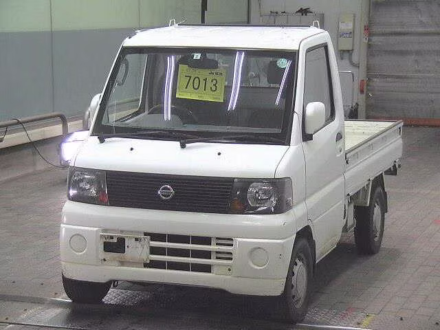 NISSAN CLIPPER