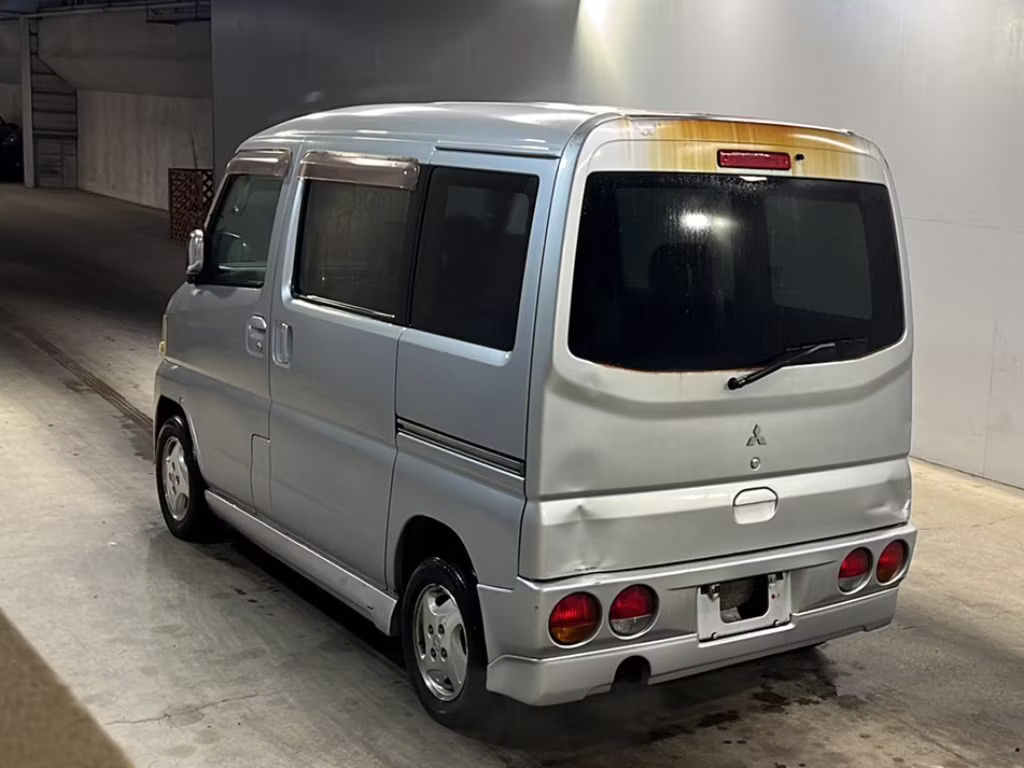 MITSUBISHI TOWN BOX