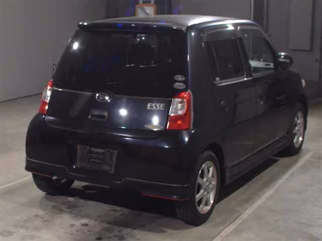 DAIHATSU ESSE