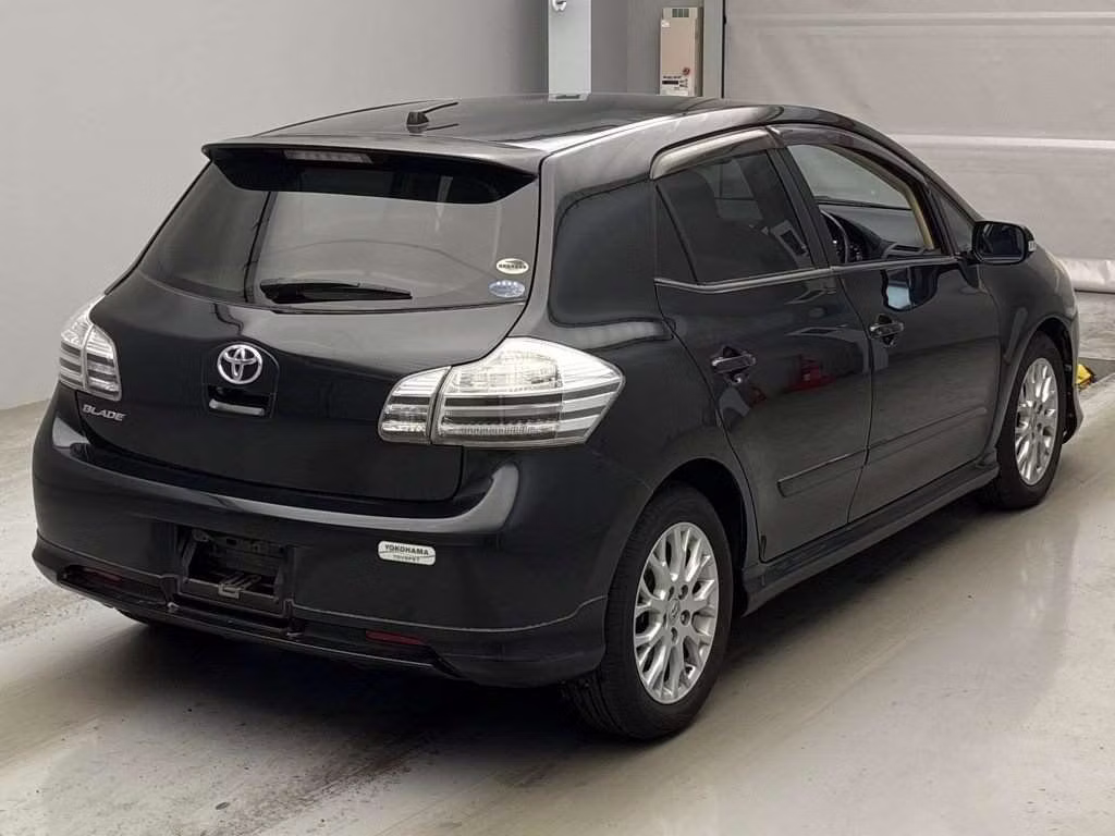 TOYOTA BLADE