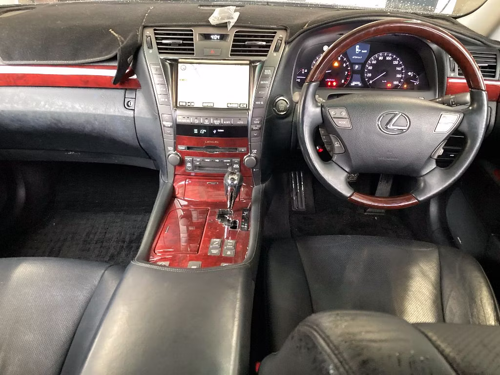 LEXUS LS460