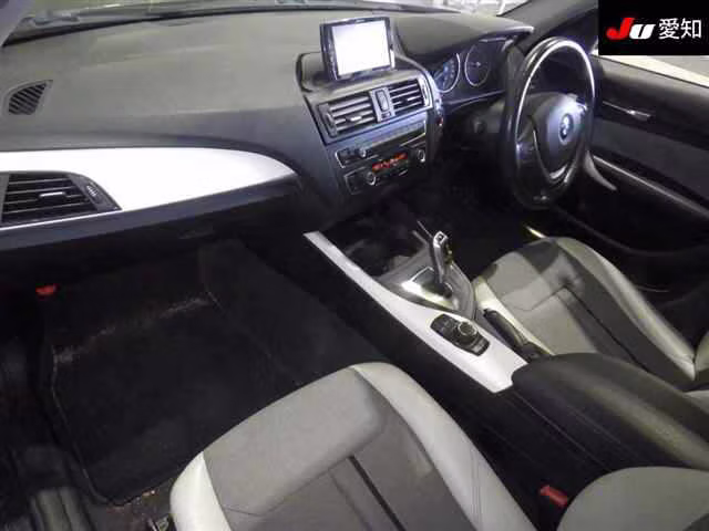 BMW 1-SERIES