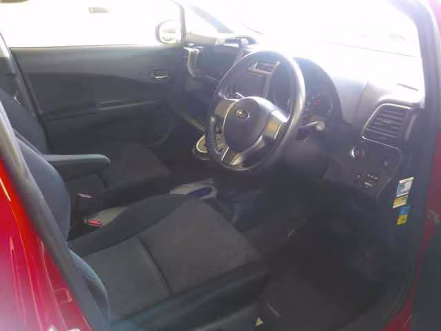 SUBARU TREZIA