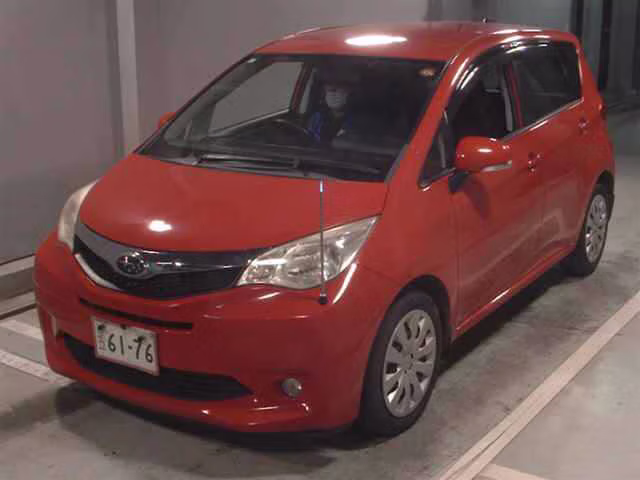 SUBARU TREZIA