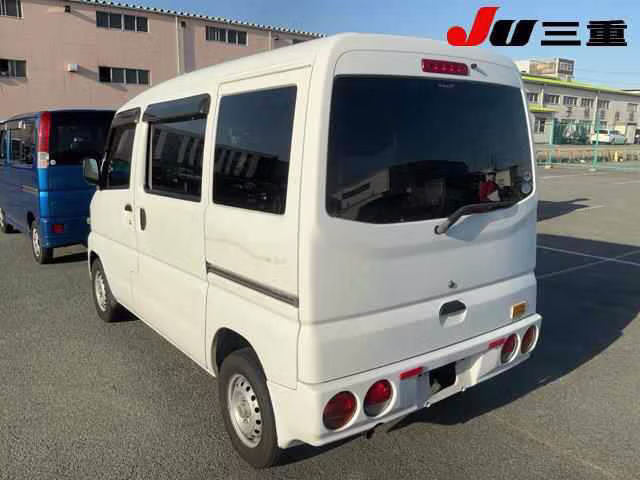 MITSUBISHI MINICAB