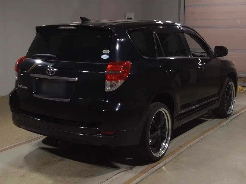 TOYOTA VANGUARD