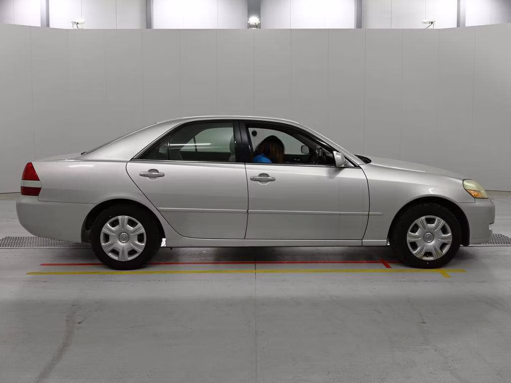 TOYOTA MARK II