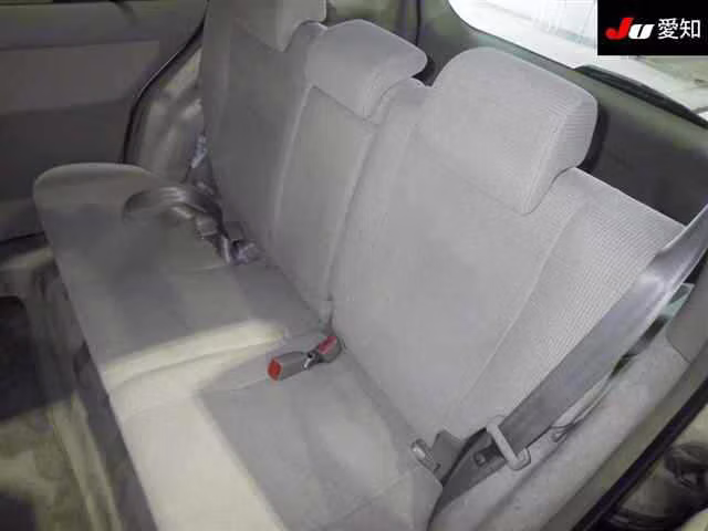 TOYOTA RAUM