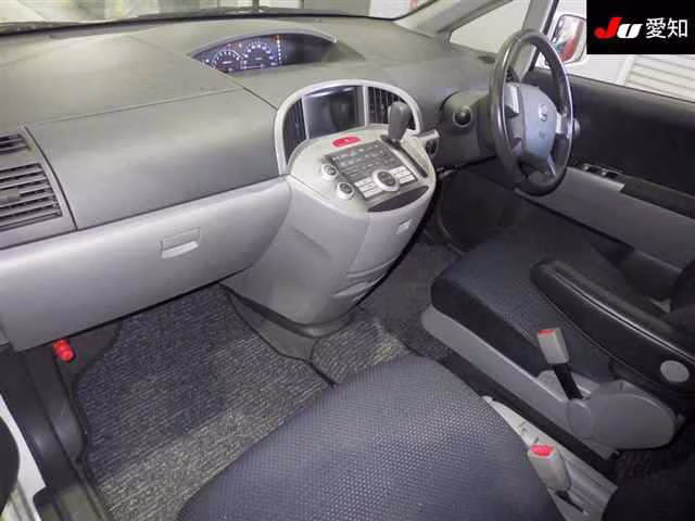 NISSAN PRESAGE